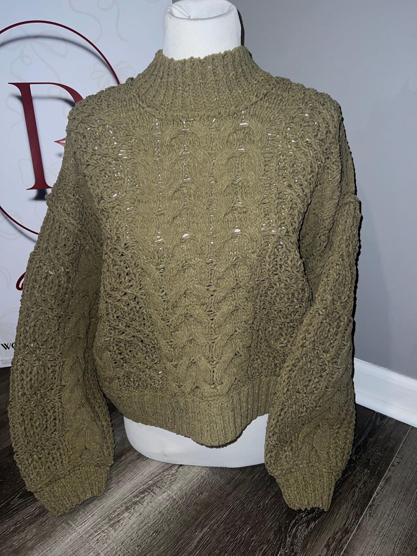Thick cropped sweater