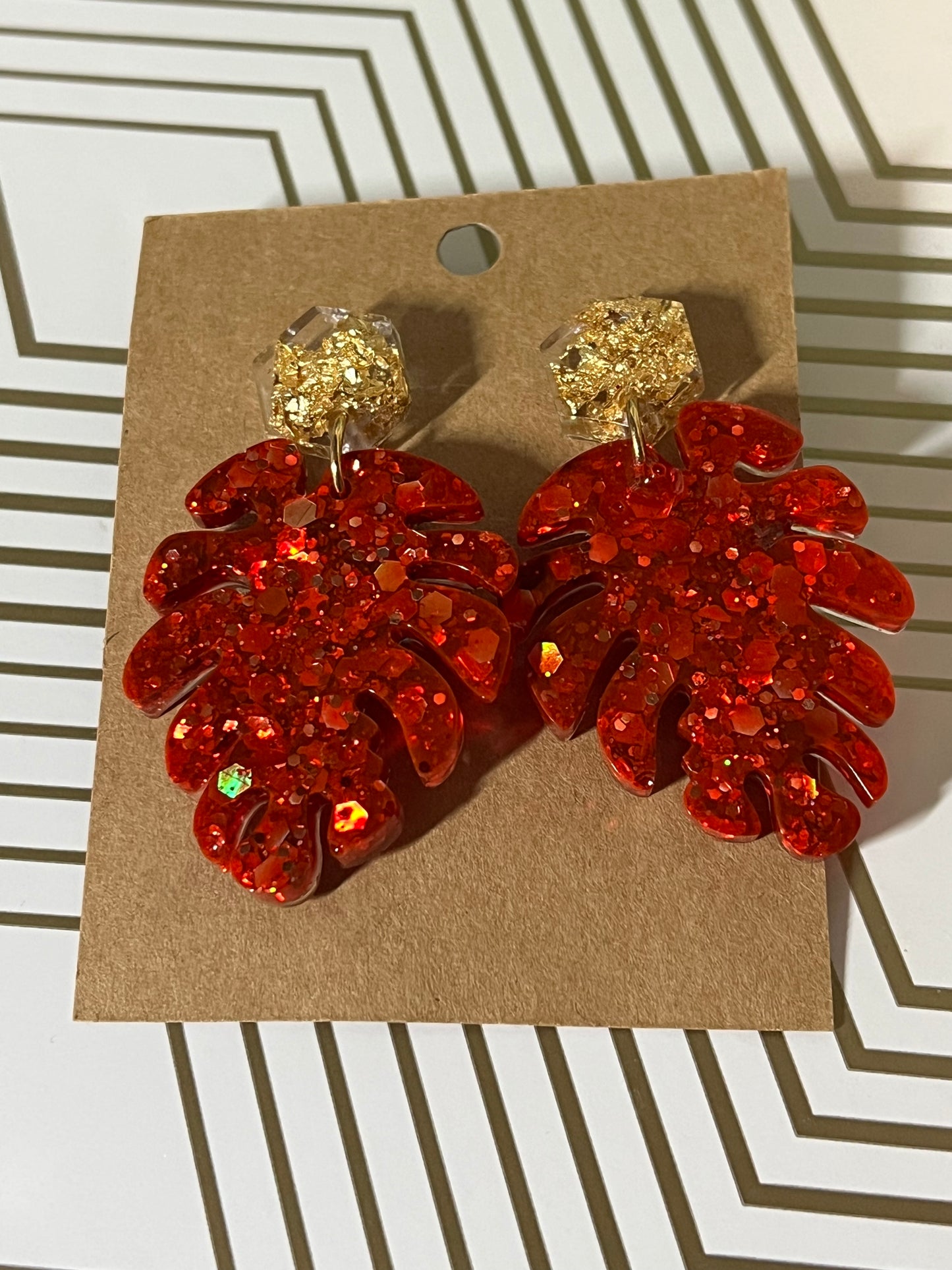 Monstera resin earrings