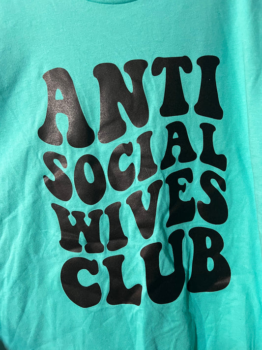 XL Anti social wives club tee